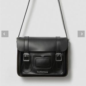 11in Leather Messenger Bag